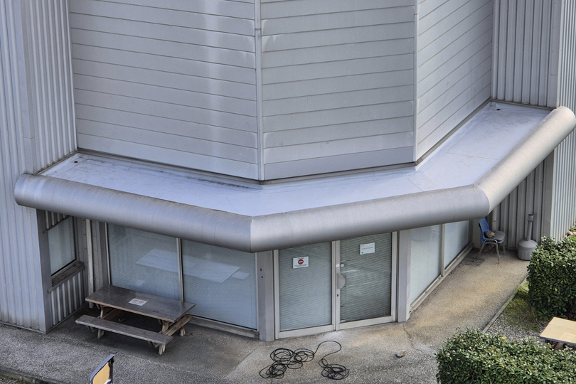 découvrez nos services de déplacement de toiture pour assurer la protection optimale de votre habitat. profitez d'une expertise professionnelle pour un travail soigné et efficace, adapté à vos besoins.