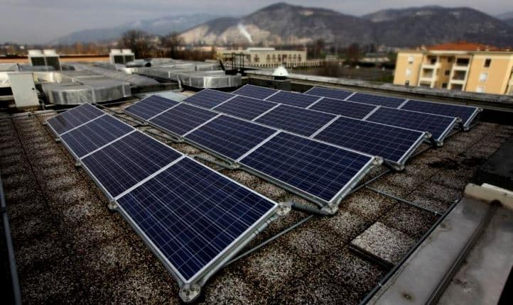 obtenez un diagnostic complet de vos panneaux solaires pour optimiser leur performance. découvrez les étapes essentielles pour évaluer leur état, identifier les problèmes potentiels et maximiser votre production d'énergie renouvelable.