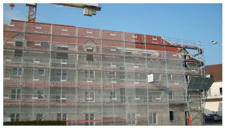 découvrez nos solutions d'échafaudage pour toit, idéales pour vos travaux de couverture, de rénovation ou d'entretien. sécurisez vos chantiers avec des équipements fiables et conformes aux normes. obtenez des conseils d'experts pour choisir l'échafaudage adapté à vos besoins.