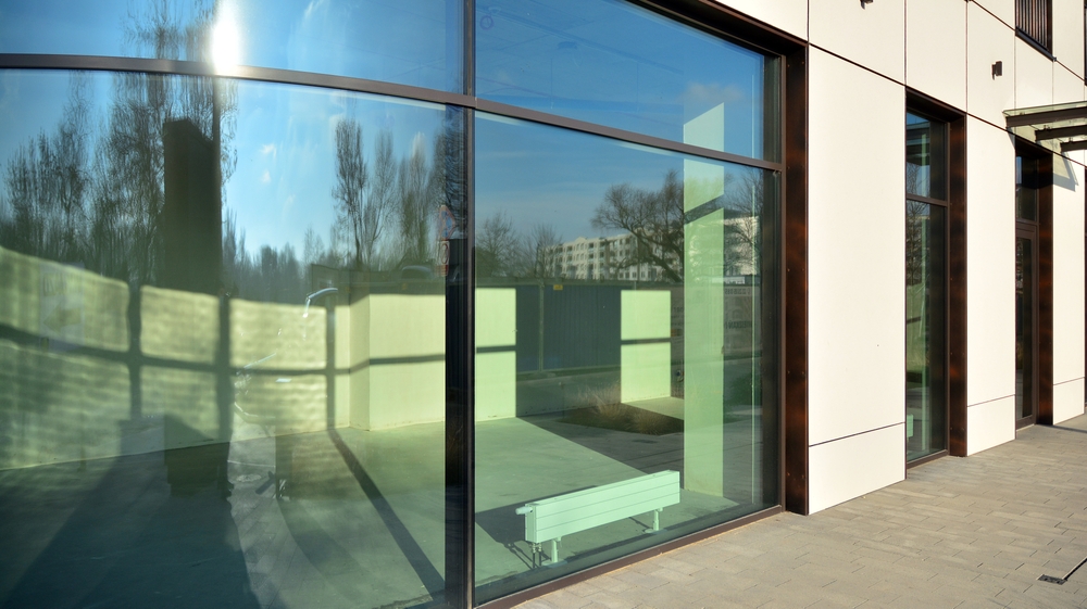 découvrez l'élégance et la luminosité offertes par nos fenêtres panoramiques. parfaites pour maximiser votre vue et illuminer votre intérieur, elles allient design moderne et performance énergétique. transformez votre espace de vie en un cadre enchanteur avec nos solutions innovantes.