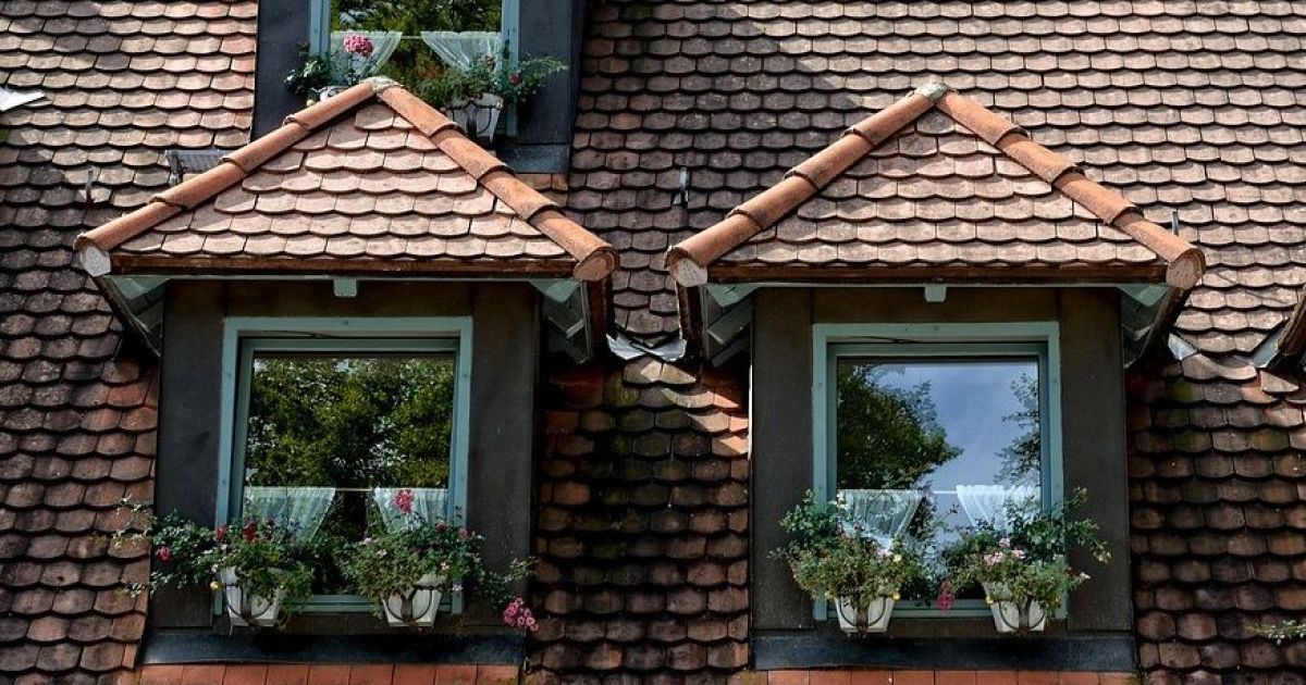 découvrez les avantages des fenêtres de toit pour maximiser la lumière naturelle dans votre maison. améliorez votre espace de vie avec des solutions esthétiques et écoénergétiques qui ajoutent du charme et du confort à votre intérieur.