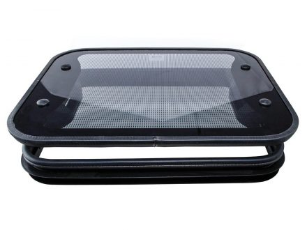 découvrez notre sélection de fenêtres de toit pour camping-car, alliant design, isolation et fonctionnalité. profitez d'une luminosité optimale et d'une ventilation parfaite lors de vos voyages. optez pour la qualité et la durabilité de nos produits pour rendre votre expérience de camping inoubliable.