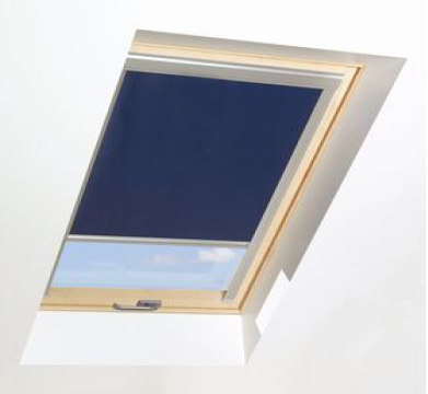 découvrez la fenêtre de toit fakro 114x118, idéale pour apporter lumière et ventilation à vos espaces sous les combles. avec son design moderne et sa facilité d'installation, elle transforme vos pièces en lieux de vie agréables et lumineux.