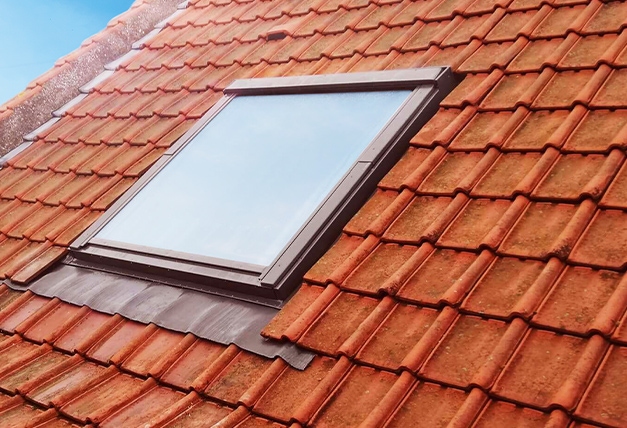 découvrez notre sélection de fenêtres de toit à prix réduits. profitez d'une lumière naturelle optimale et d'une ventilation améliorée sans compromettre votre budget. idéales pour transformer votre espace sous toit, nos fenêtres allient qualité et économies.