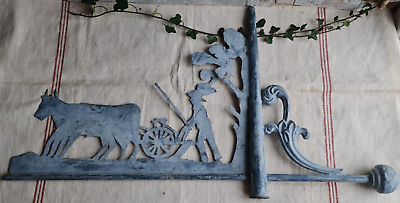 découvrez notre sélection de girouettes en zinc, alliant élégance et durabilité. apportez une touche décorative à votre extérieur tout en ajoutant une fonctionnalité pratique. idéales pour les passionnés de jardinage et de décoration, nos girouettes en zinc sont conçues pour résister aux intempéries et embellir votre toiture.