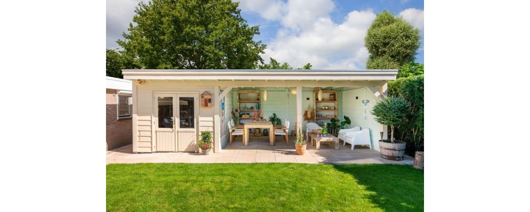 découvrez notre guide sur la maison bois monopente, une solution architecturale moderne alliant esthétisme et fonctionnalité. apprenez-en plus sur ses avantages, ses qualités écologiques et comment la construire pour un habitat chaleureux et durable.