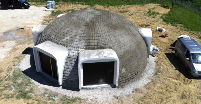 découvrez notre collection unique de maisons rondes, conçues pour allier originalité et confort. profitez d'un espace de vie harmonieux et écologique, où la nature et le design se rencontrent pour créer un cadre de vie exceptionnel.