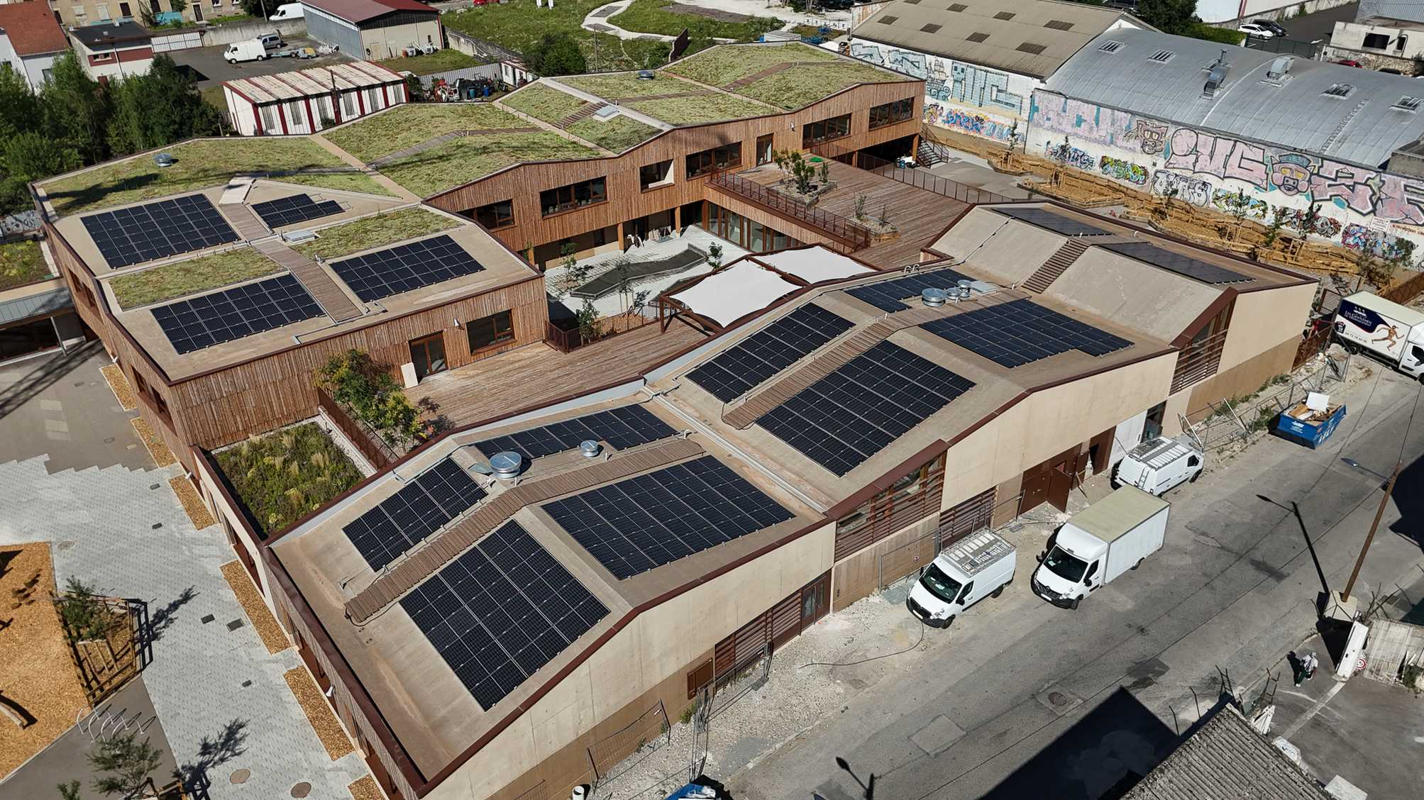 découvrez les meilleures solutions de panneaux solaires à grenoble pour réduire votre facture d'électricité et contribuer à la protection de l'environnement. profitez d'installations de qualité, d'aides financières et de conseils d'experts pour un avenir durable.