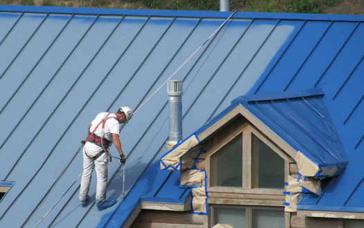 découvrez notre guide complet sur la peinture toiture. apprenez les meilleures techniques, les types de peintures adaptées et les conseils d'entretien pour prolonger la durée de vie de votre toiture tout en lui offrant un esthétisme renouvelé.