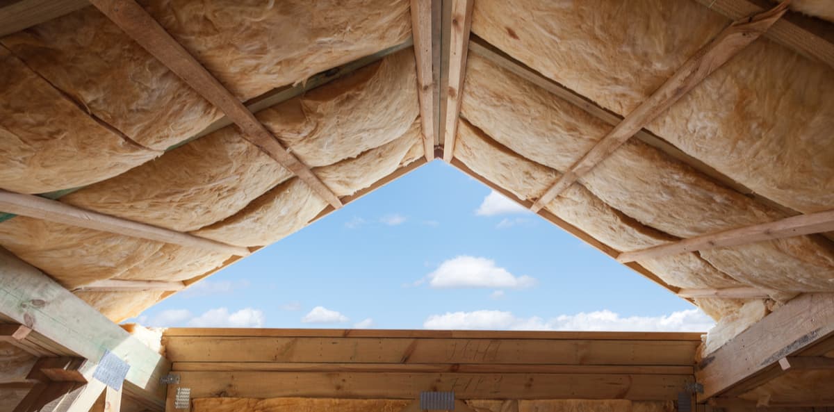 découvrez comment bénéficier de la prime pour l'isolation de votre toiture et améliorer votre confort tout en réduisant vos factures d'énergie. informez-vous sur les aides financières disponibles et les étapes pour réaliser des travaux d'isolation efficaces.