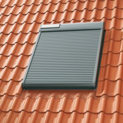 découvrez les prix compétitifs pour les fenêtres de toit 114x118 avec volet roulant. profitez d'une isolation optimale et d'un confort moderne tout en valorisant votre espace. comparez les offres et choisissez la meilleure solution pour votre projet d'aménagement.