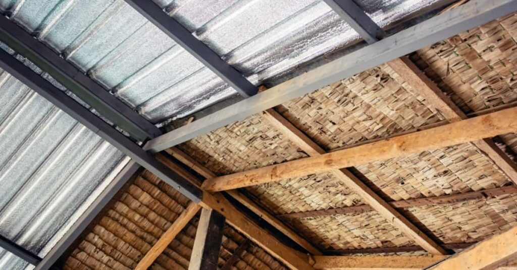 découvrez les prix de l'isolation des toits plats extérieurs pour optimiser l'efficacité énergétique de votre maison. comparez les options et les matériaux pour réaliser des économies sur vos factures tout en améliorant le confort de votre habitat.