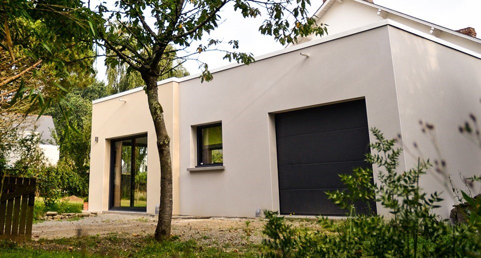 découvrez les différences de coûts entre un toit plat et un toit traditionnel. comparez les avantages, inconvénients et éléments à prendre en compte pour choisir la meilleure option pour votre projet de construction.
