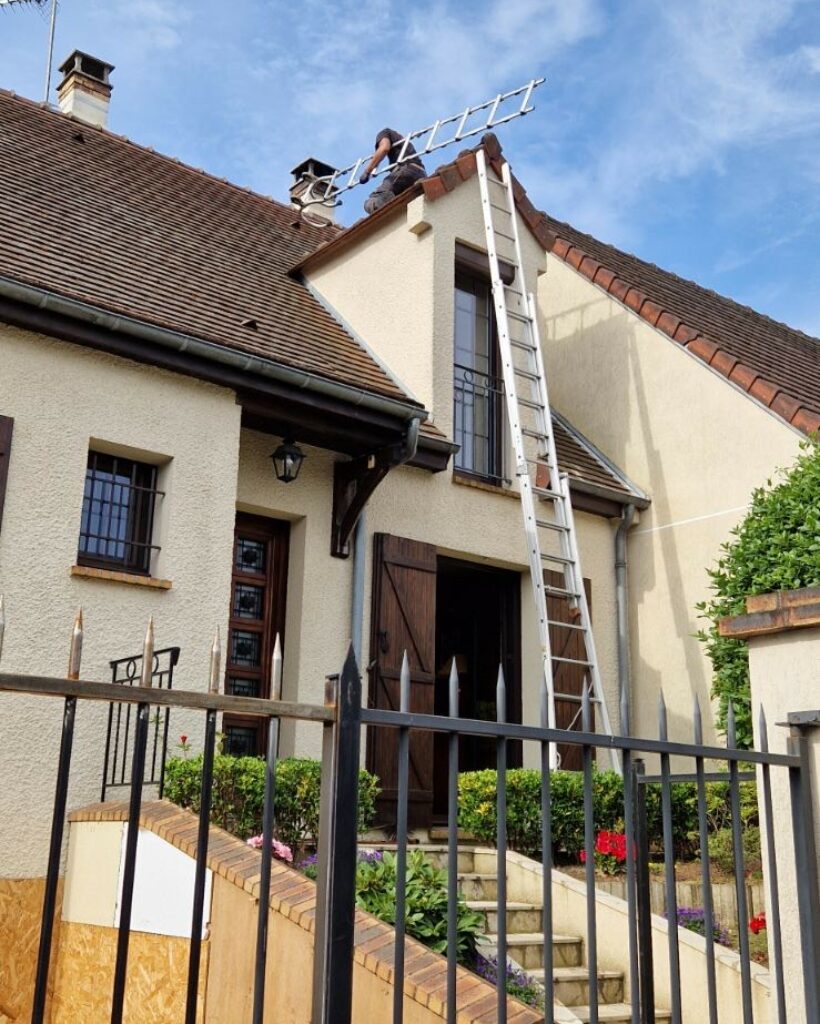 découvrez pourquoi le ramonage de votre toit est obligatoire pour garantir la sécurité de votre habitation. informez-vous sur les réglementations, les avantages de cette pratique et les conseils pour un ramonage efficace.