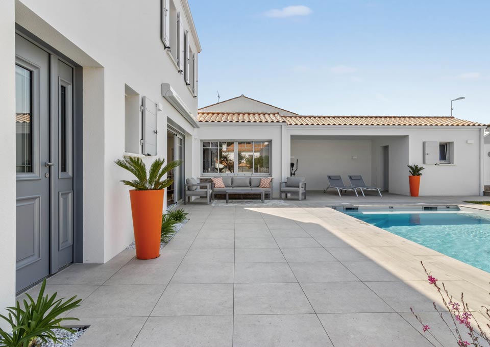 découvrez tout ce que vous devez savoir sur la réglementation des terrasses en france. informez-vous sur les normes, autorisations et conseils pratiques pour aménager votre terrasse en toute légalité.