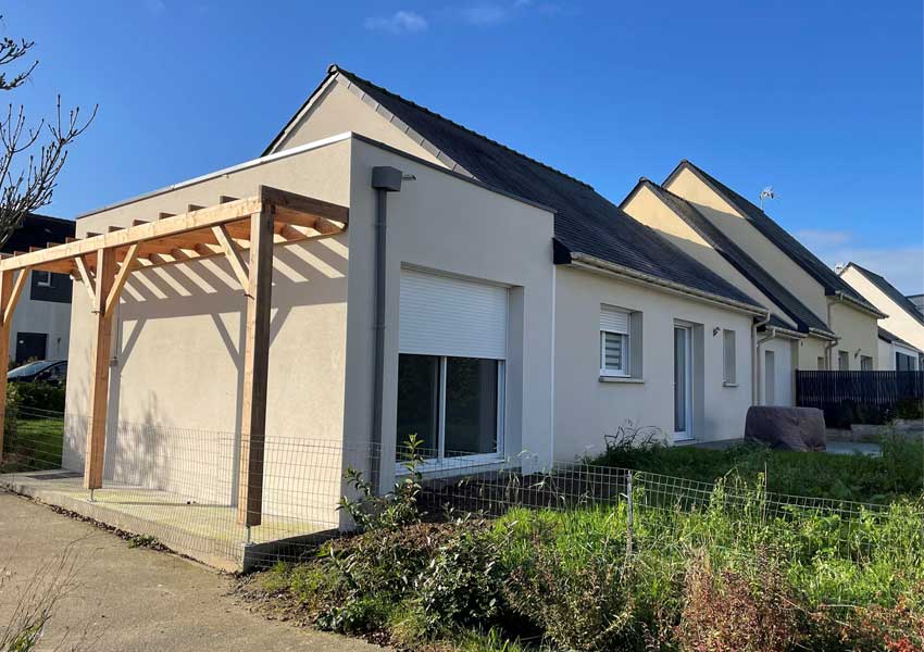 découvrez tout ce qu'il faut savoir sur les toits : types, matériaux, entretien et conseils pour un toit durable et esthétique. optimisez la protection de votre maison avec des solutions adaptées.