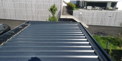 découvrez notre gamme de toits pour abris de jardin, conçus pour allier esthétique et protection contre les intempéries. offrez à votre espace extérieur une couverture durable et élégante, tout en préservant vos outils et meubles de jardin.