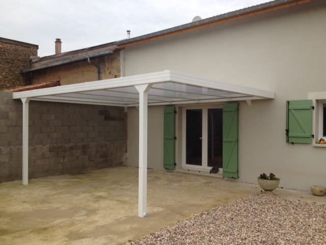 découvrez les avantages d'un toit en aluminium : léger, durable et résistant aux intempéries. optez pour une solution moderne et esthétique pour protéger votre maison avec un toit alu.