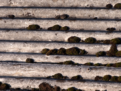 découvrez tout ce qu'il faut savoir sur les toits en amiante : dangers, réglementation, solutions de désamiantage, et conseils pour une rénovation en toute sécurité. protégez votre habitat et votre santé!