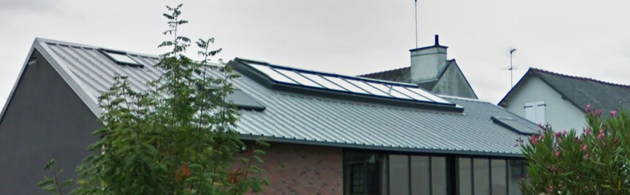 découvrez les avantages du toit en bac acier : robustesse, légèreté et longévité. idéal pour protéger votre habitation tout en offrant une esthétique moderne et un excellent rapport qualité-prix.