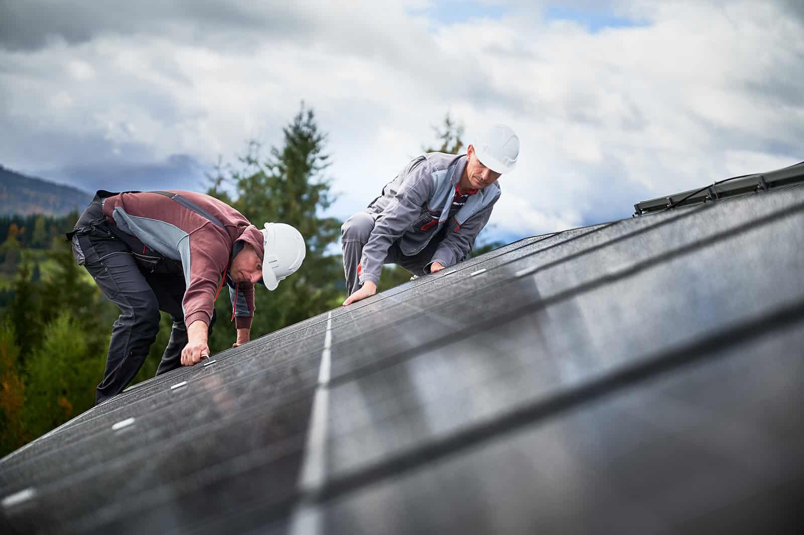 découvrez tout sur les toits en bardeaux : avantages, styles et conseils d'entretien pour choisir le revêtement idéal pour votre maison. optez pour la durabilité et l'esthétique avec des bardeaux de qualité.