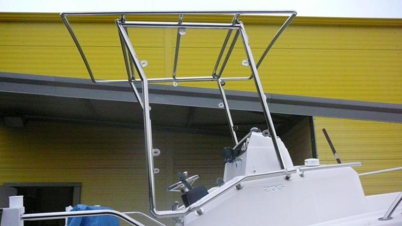 découvrez le toit bateau, une solution d’aménagement astucieuse et esthétique pour vos espaces extérieurs. alliant design moderne et fonctionnalité, ce type de toit offre une protection optimale tout en apportant une touche unique à votre habitation. explorez nos conseils et idées d'installation pour bénéficier pleinement de cette tendance architecturale.