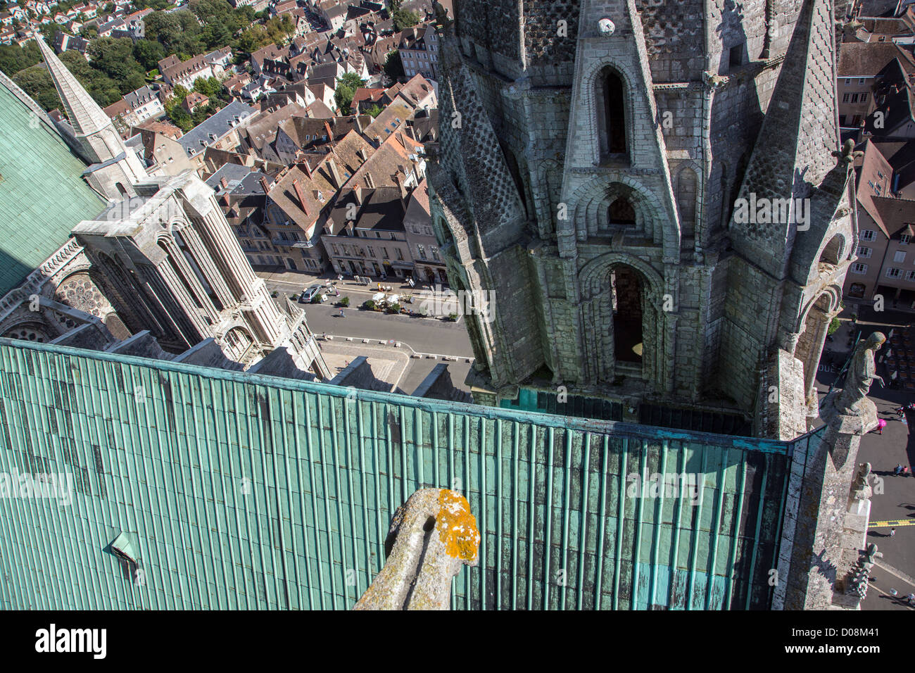découvrez les services de toiture à chartres : réparations, rénovations et constructions sur mesure pour protéger votre maison. faites confiance à notre expertise locale pour un toit durable et esthétique.
