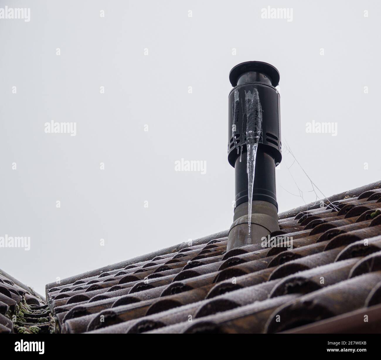 découvrez tout ce qu'il faut savoir sur le toit de chaudière : ses fonctions, son importance dans le système de chauffage et les options d'installation pour garantir efficacité et sécurité.