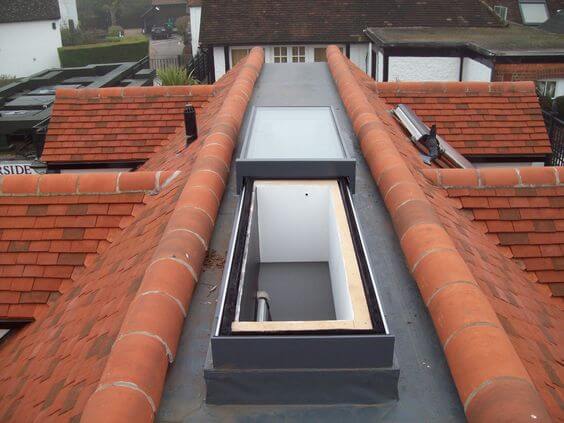 découvrez notre innovant toit coulissant, une solution moderne et élégante pour optimiser vos espaces extérieurs. idéal pour profiter de votre terrasse en toutes saisons, ce système vous offre flexibilité et confort tout en ajoutant une touche esthétique à votre habitat.