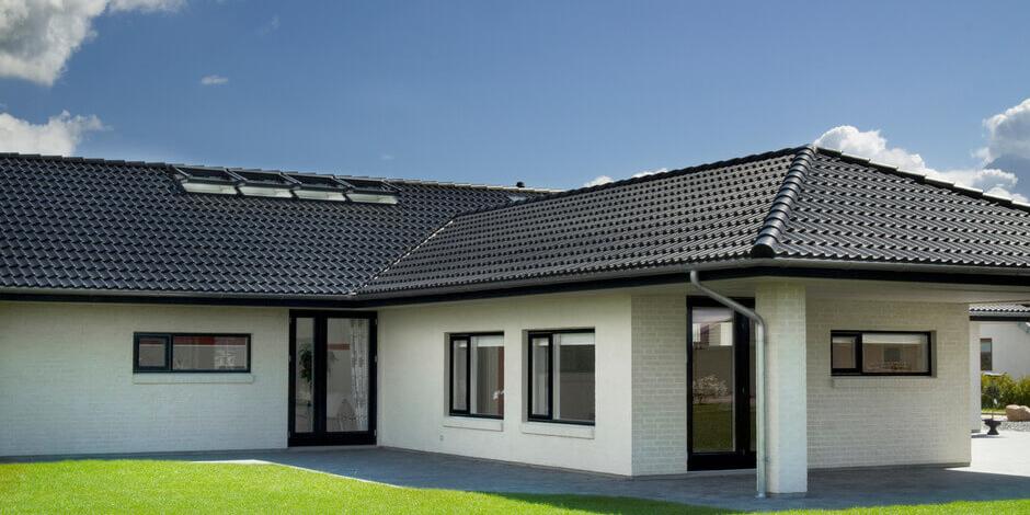 découvrez tout sur le toit croupe : ses caractéristiques, avantages, et conseils de construction pour un design harmonieux et efficace. apprenez à optimiser votre projet de toiture avec ce style architectural unique.