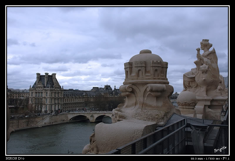 découvrez le toit d'orsay, un symbole emblématique alliant histoire et architecture moderne, offrant une vue imprenable sur paris et ses trésors culturels.
