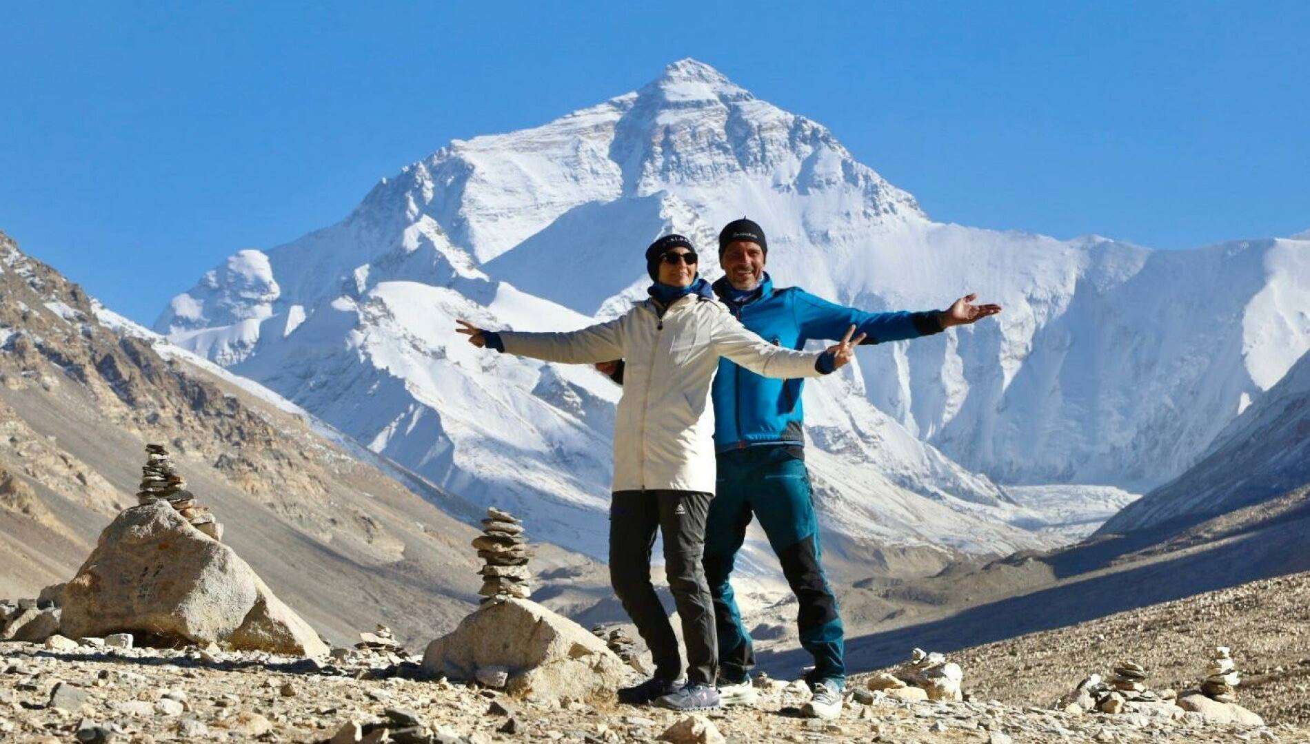 découvrez les merveilles du toit du monde, une expérience inoubliable qui vous plonge au cœur des paysages majestueux, des cultures riches et des traditions fascinantes des régions les plus élevées de notre planète.