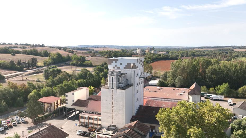 découvrez le toit gascogne, une solution alliant tradition et modernité pour une couverture élégante et durable de votre maison. idéal pour préserver le charme architectural tout en bénéficiant d'une excellente protection contre les intempéries.