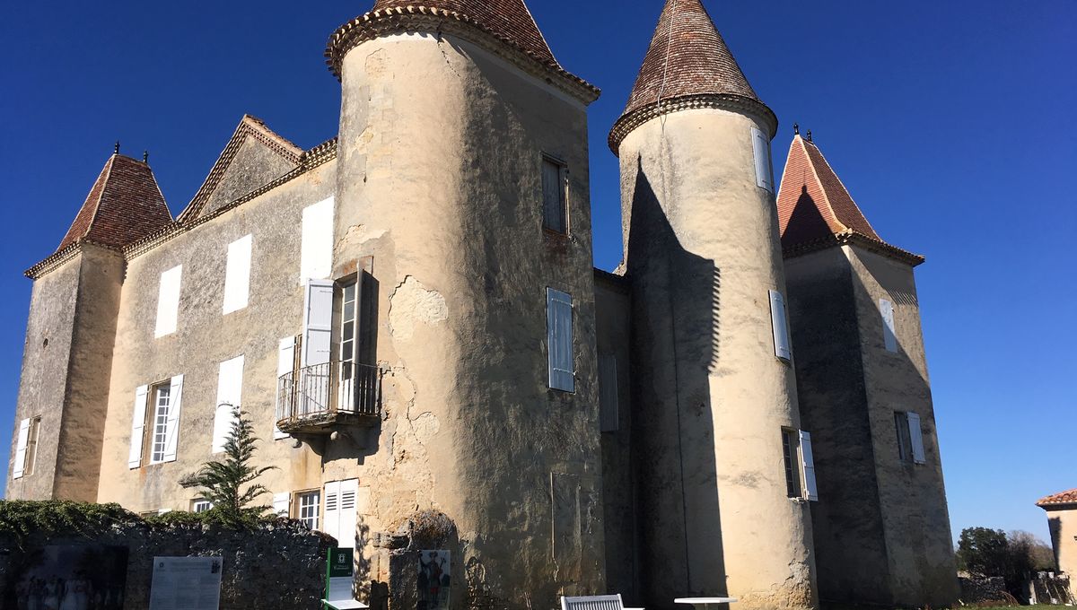 découvrez le toit gascon, une architecture traditionnelle du sud-ouest de la france, alliant charme et authenticité. explorez ses caractéristiques uniques et son influence sur le patrimoine régional.
