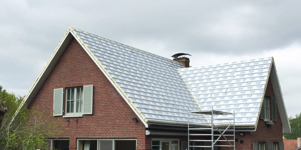 découvrez tout ce qu'il faut savoir sur le toit incliné : ses avantages, ses caractéristiques et les matériaux adaptés. optimisez l'esthétique et la performance de votre toiture avec nos conseils d'experts.