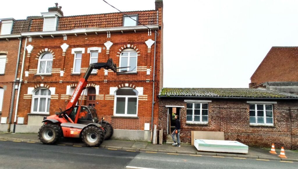 découvrez le toit kozikaza, une solution innovante pour vos projets de construction et de rénovation. alliant style et durabilité, ce toit est conçu pour s'adapter à vos besoins tout en offrant une isolation optimale et une esthétique moderne. transformez votre habitat avec kozikaza.