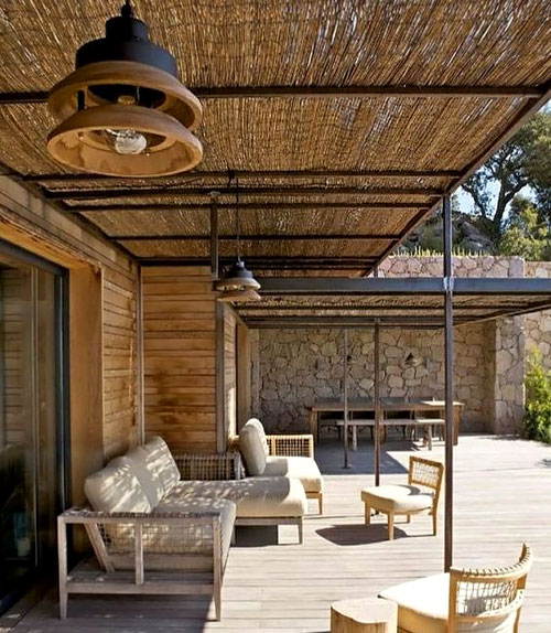 découvrez nos magnifiques pergolas en bois, conçues pour sublimer votre espace extérieur. profitez d'un abri élégant et durable, idéal pour profiter de vos moments en plein air tout en étant protégé des éléments. transformez votre jardin avec nos pergolas sur mesure.