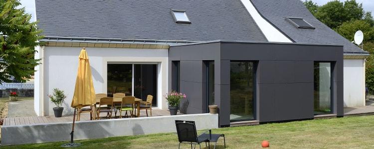 découvrez les avantages et caractéristiques des toits plats. apprenez comment ce type de toiture s'intègre parfaitement aux bâtiments modernes tout en offrant des solutions efficaces pour l'isolation et l'aménagement d'espaces extérieurs.