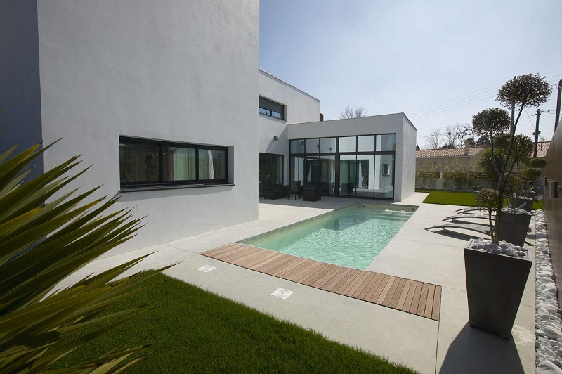 découvrez les avantages et les caractéristiques des toits plats. idéaux pour l'architecture moderne, ces toits offrent des solutions esthétiques et fonctionnelles pour tous vos projets de construction. apprenez-en plus sur la durabilité et l'entretien des toits plats.