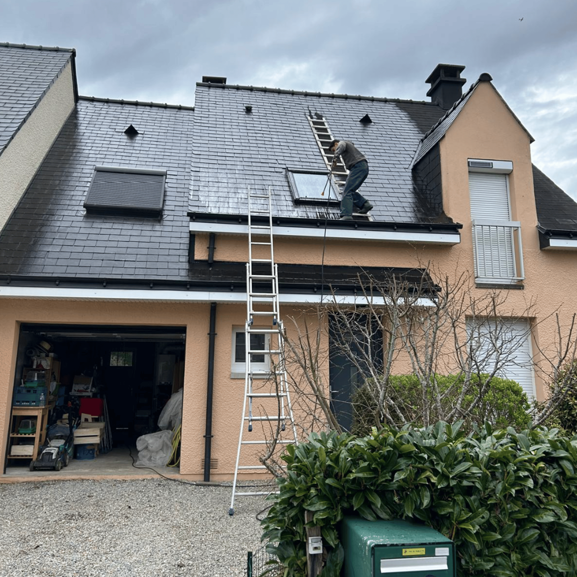 découvrez l'importance d'un toit propre pour la durabilité de votre maison. des conseils pratiques et des astuces pour entretenir votre toiture et prévenir les dommages.