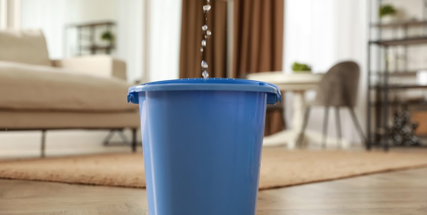 découvrez les causes et les solutions pour un toit qui fuit. protégez votre maison des dégâts d'eau et assurez son entretien optimal grâce à nos conseils pratiques et à notre expertise.