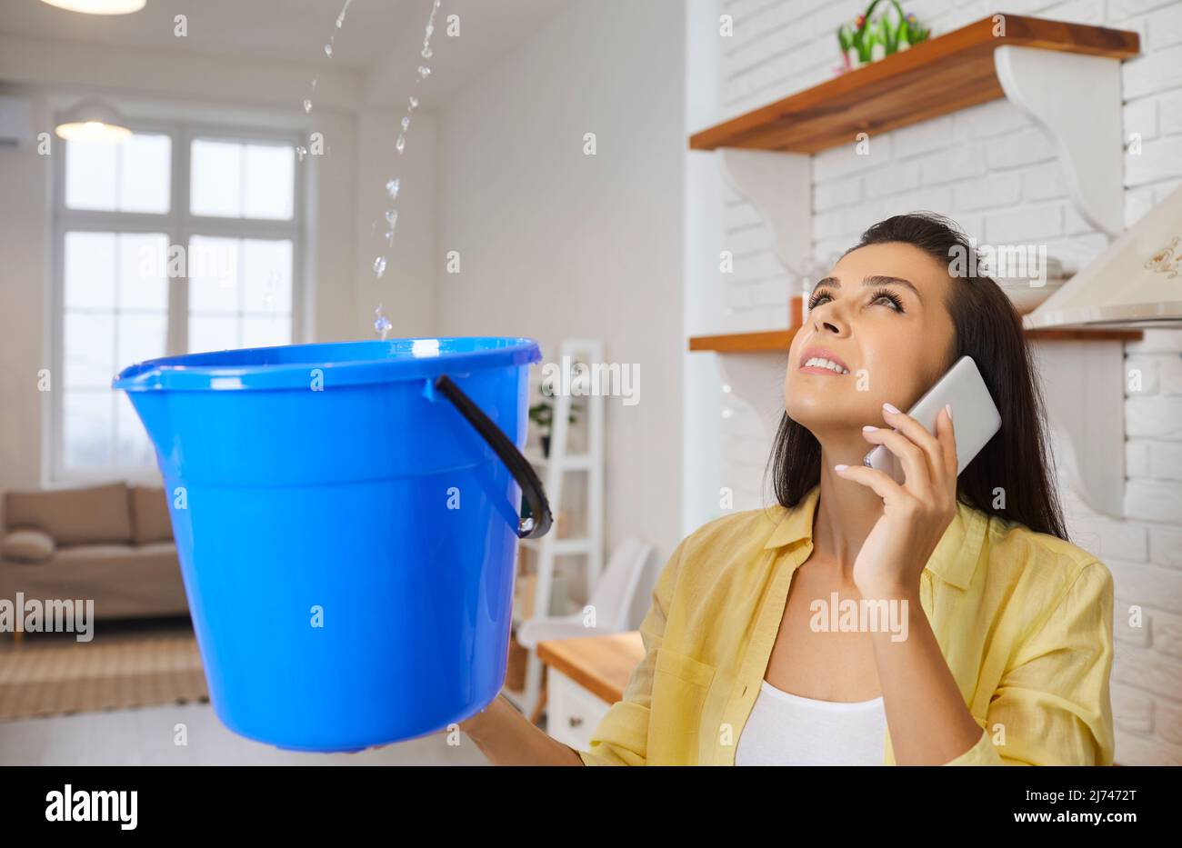 découvrez les causes et solutions pour un toit qui fuit. apprenez à identifier les signes de fuite et les options de réparation pour protéger votre maison.