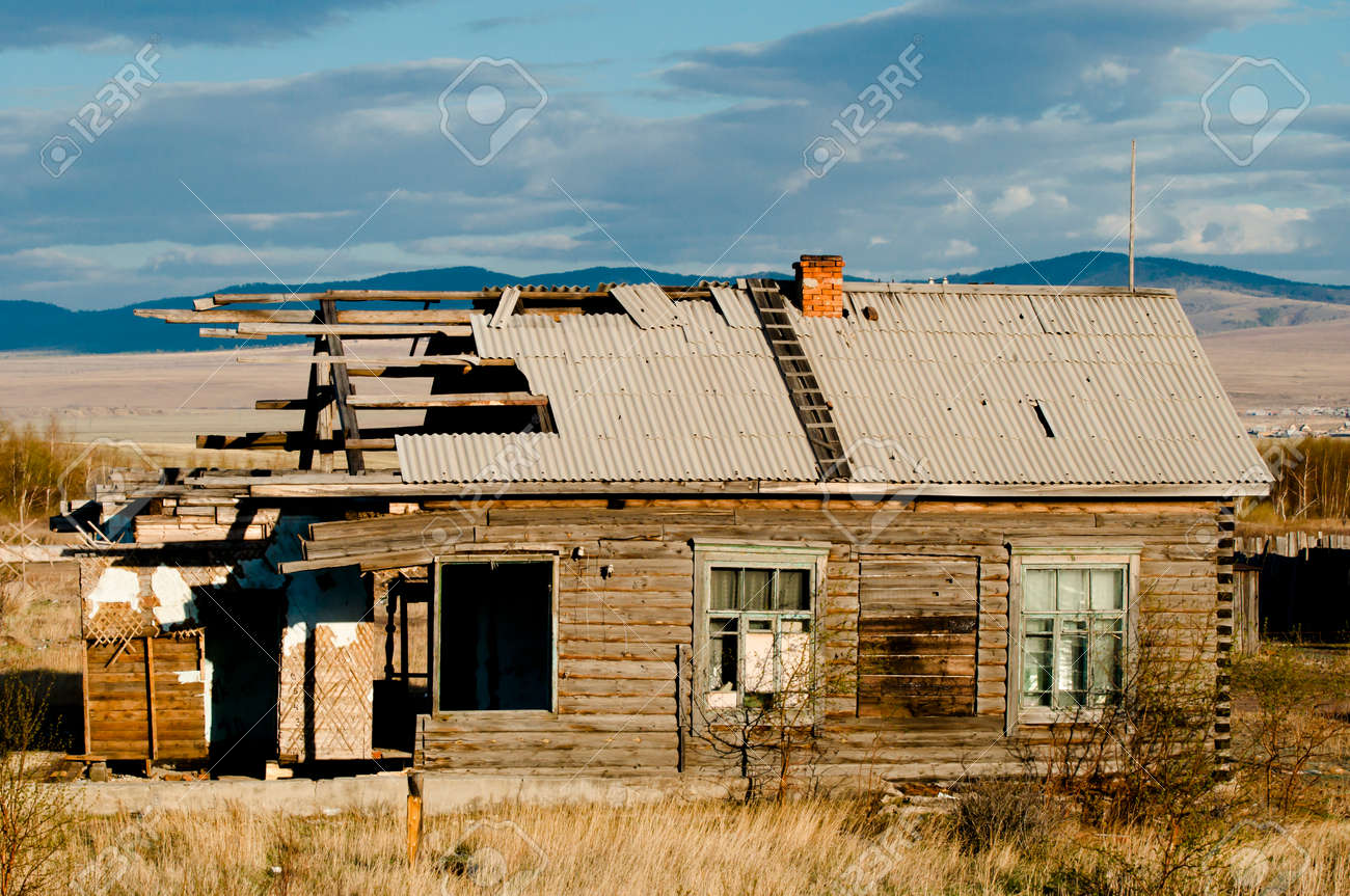 découvrez le toit de la sibérie, une région mythique aux paysages grandioses et à la biodiversité exceptionnelle. explorez ses montagnes majestueuses, ses forêts vastes et ses rivières scintillantes. une aventure inoubliable vous attend au cœur de cette terre sauvage.