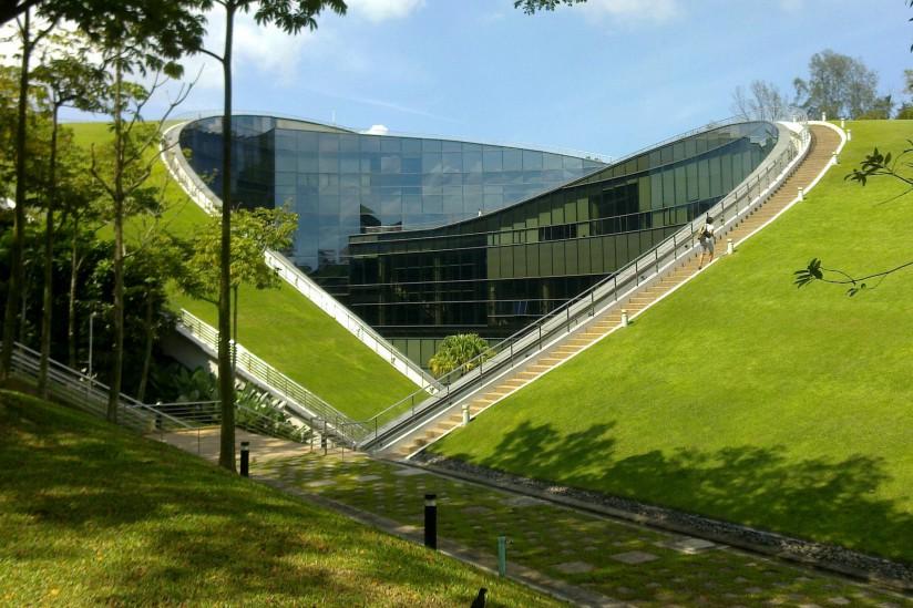 découvrez comment le toit technologique révolutionne l'architecture moderne en intégrant des solutions durables et innovantes pour améliorer le confort et l'esthétique des bâtiments.