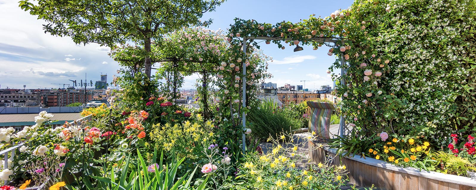 découvrez les avantages du toit végétal : une solution écologique et esthétique qui améliore l'isolation thermique, favorise la biodiversité et embellit votre espace de vie. optez pour un toit durable et respectueux de l'environnement !