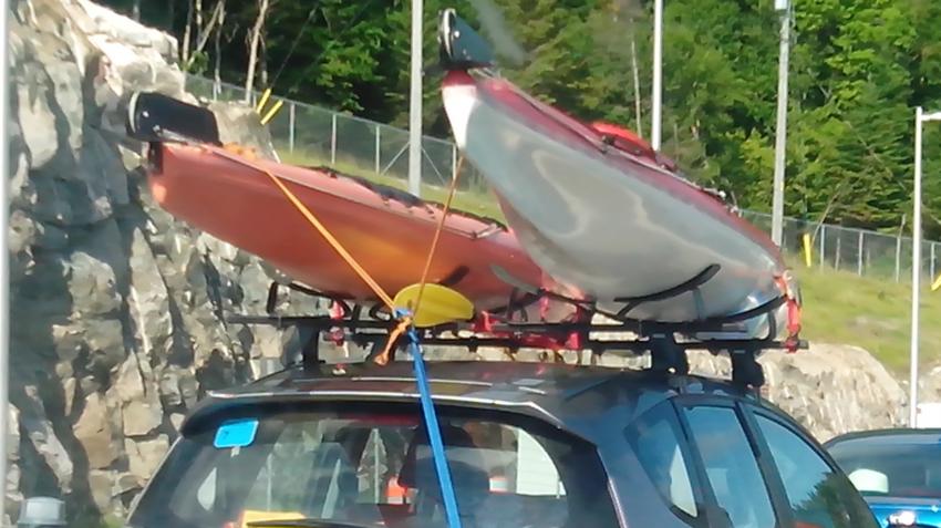 découvrez les meilleures options de transport pour votre kayak. que ce soit pour vos excursions sur l'eau ou pour des voyages, nous vous proposons des solutions pratiques et adaptées à vos besoins. équipez-vous avec les conseils et les équipements nécessaires pour transporter votre kayak en toute sécurité.