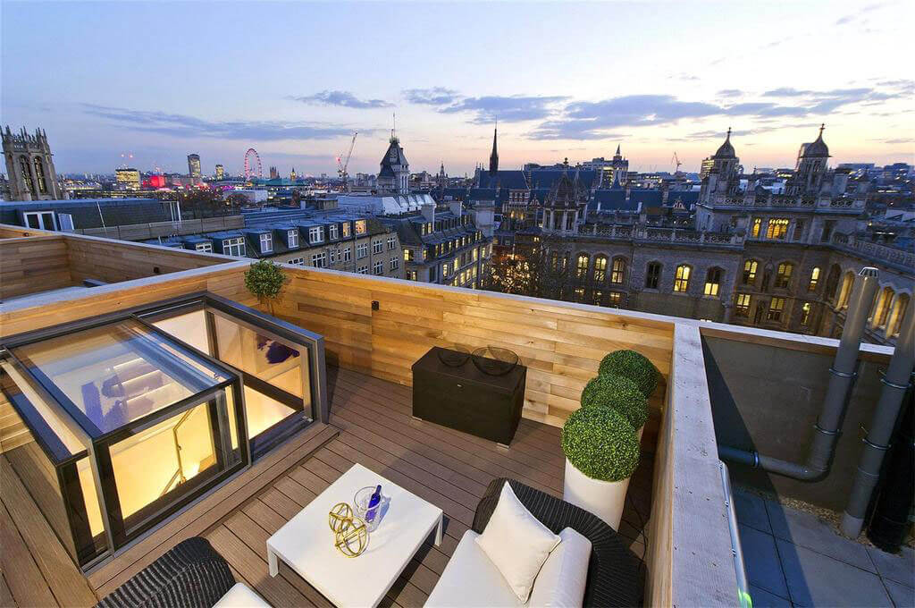 découvrez notre large sélection de trappes de toit, idéales pour l'accès à vos combles ou à votre toiture. sécurisées, isolantes et esthétiques, nos trappes s'adaptent à tous les styles de maisons. profitez d'une solution pratique et fonctionnelle pour optimiser votre espace.