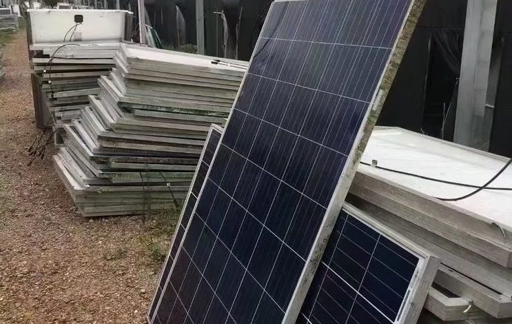 découvrez comment réaliser des économies d'énergie et faire un geste pour l'environnement grâce à l'achat de panneaux solaires. comparez les meilleures options disponibles sur le marché et bénéficiez de conseils pour votre installation.