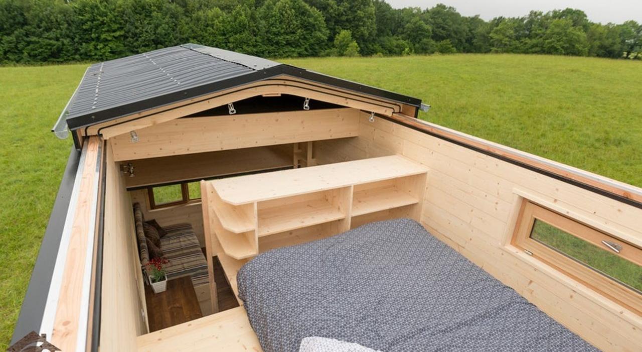 découvrez nos conseils et astuces pour l'achat d'un toit de maison. trouvez le revêtement idéal pour protéger votre maison tout en améliorant son esthétique. informez-vous sur les matériaux, les prix et les tendances actuelles pour faire le meilleur choix.