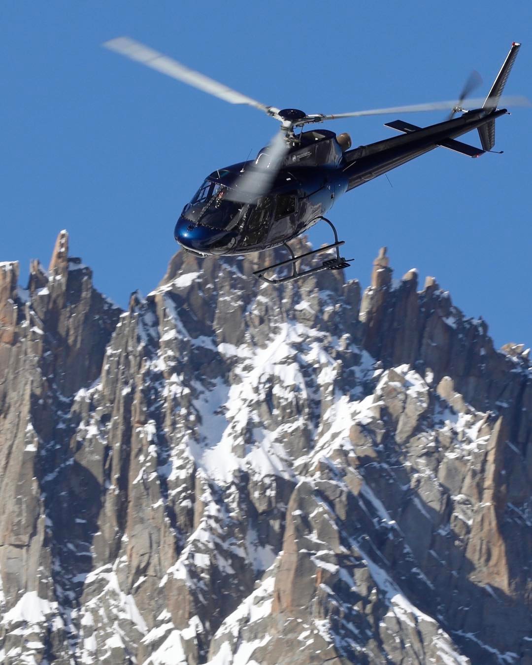 découvrez l'airbus panoramique, une innovation aéronautique révolutionnaire qui offre une vue imprenable à 360 degrés. parfait pour les passionnés d'aviation et les voyageurs, cet avion allie confort, technologie de pointe et design raffiné pour une expérience de vol inégalée.